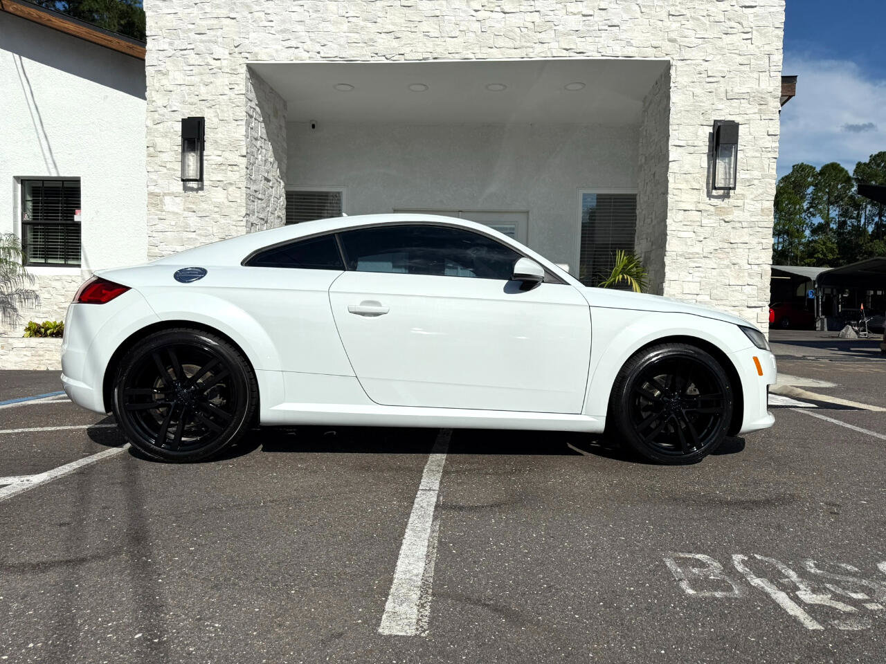 Used 2017 Audi TT 2.0T w/ Technology Package image 16