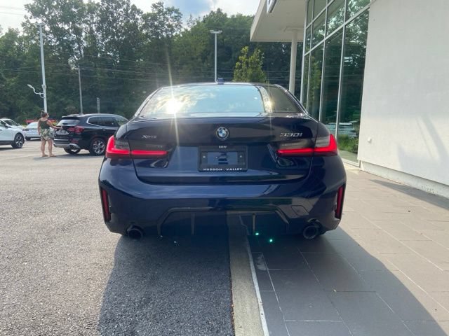 Used 2026 BMW 330i xDrive Sedan w/ M Sport Package AWD/4WD image 8