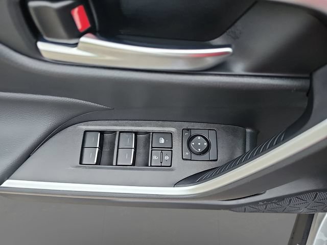Used 2025 Toyota RAV4 XLE w/ Convenience Package AWD/4WD image 24