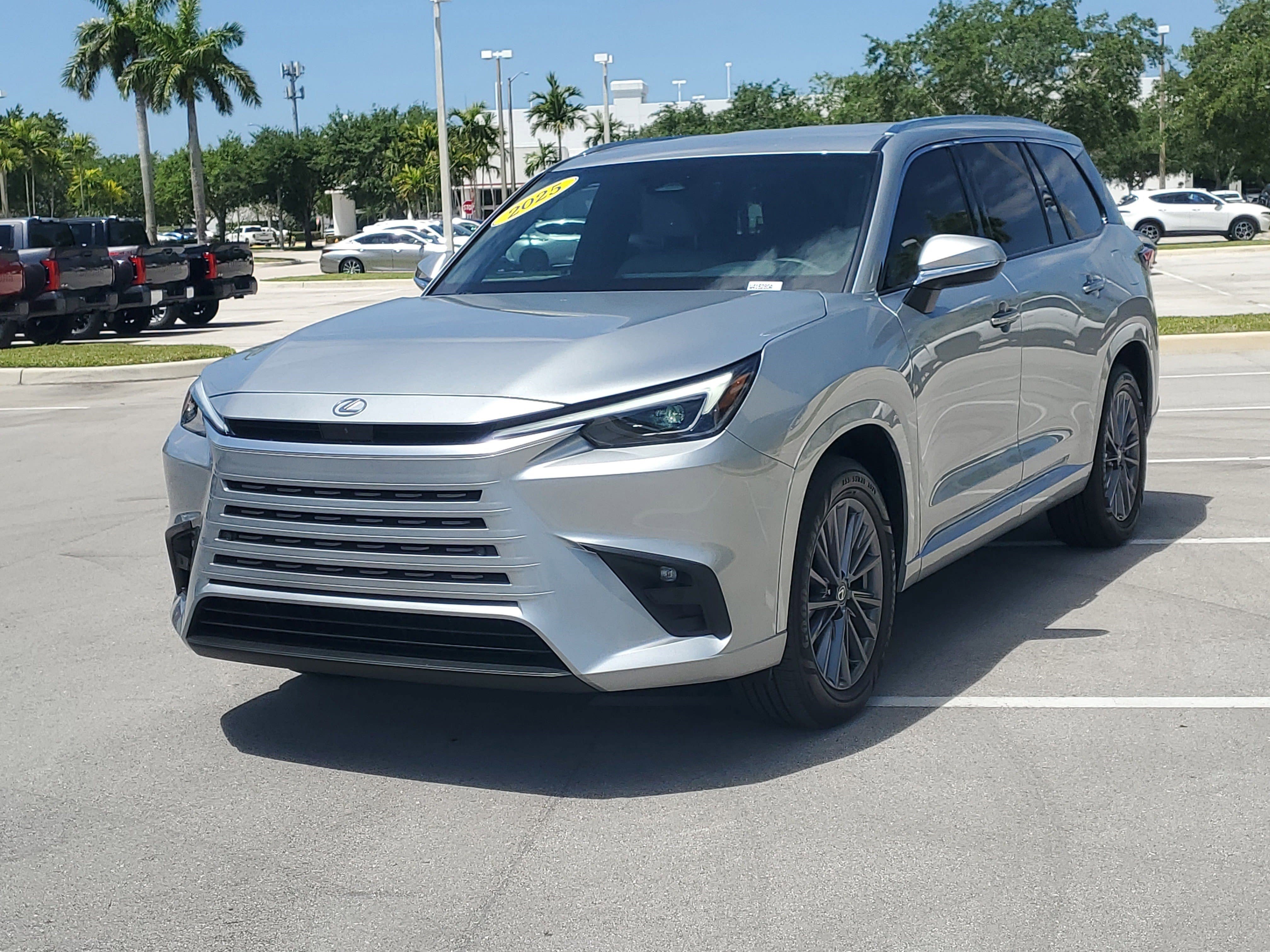 Used 2025 Lexus TX 350 FWD w/ Convenience Package image 7