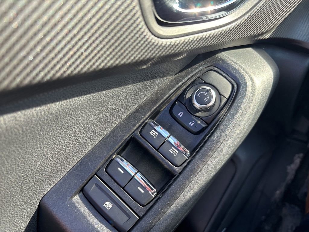 Used 2025 Subaru Crosstrek 2.5i Limited image 30