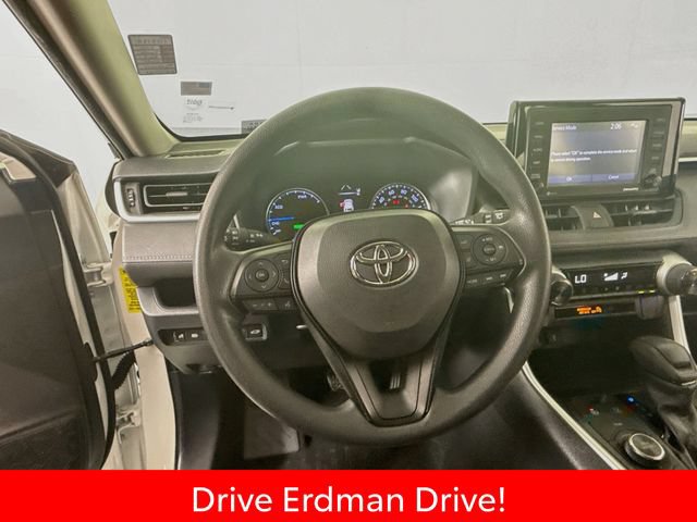 Certified 2020 Toyota RAV4 XLE w/ Convenience Package AWD/4WD image 11