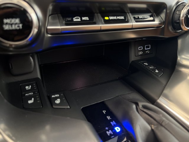 Used 2023 Lexus LX 600 4WD w/ Appearance Package image 28