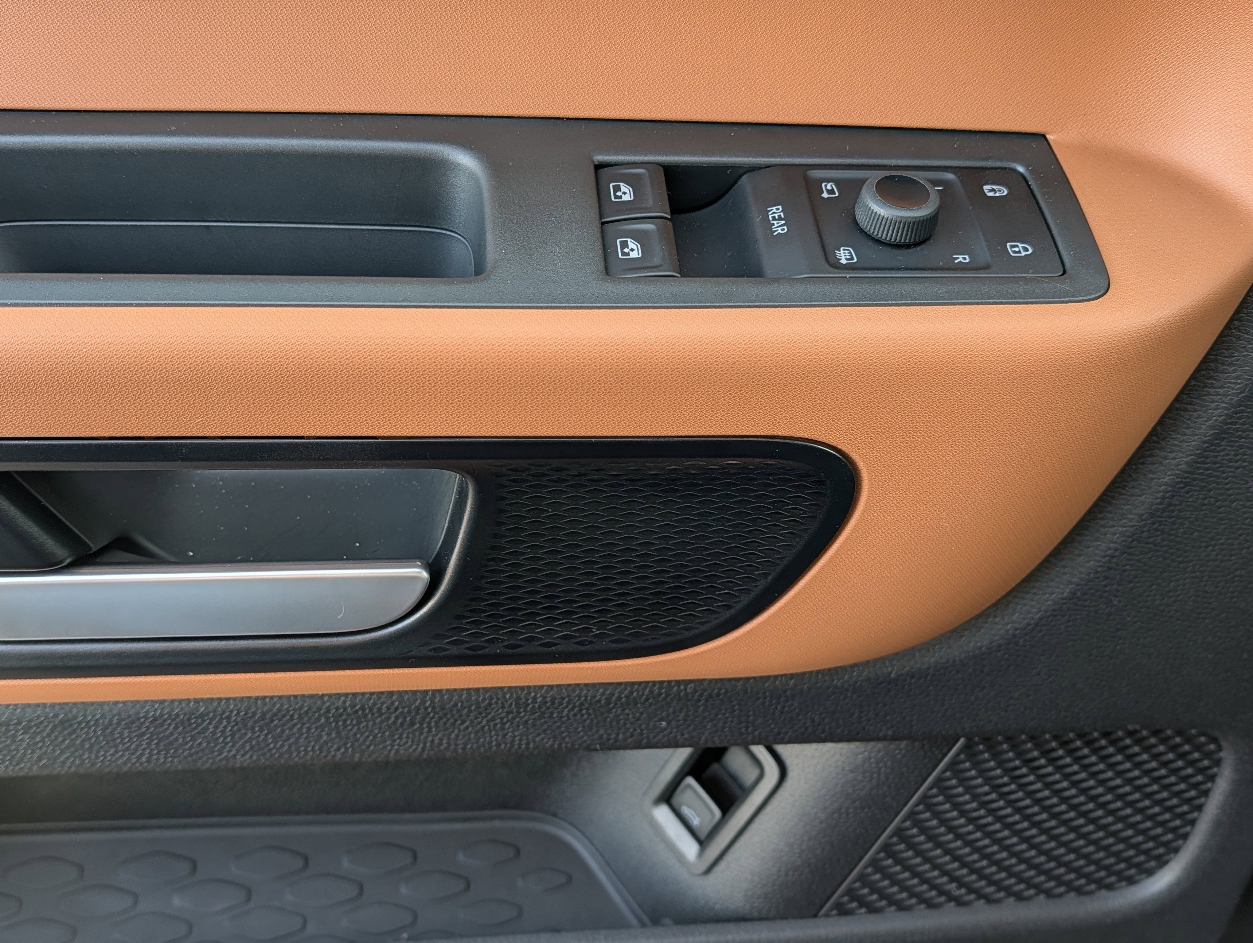 New 2025 Volkswagen ID. Buzz Pro S Plus image 9