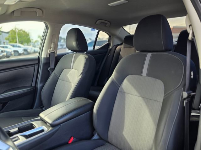Used 2024 Nissan Sentra SV FWD image 13
