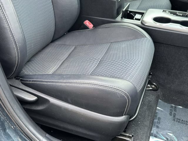 Used 2014 Toyota Camry SE FWD image 8