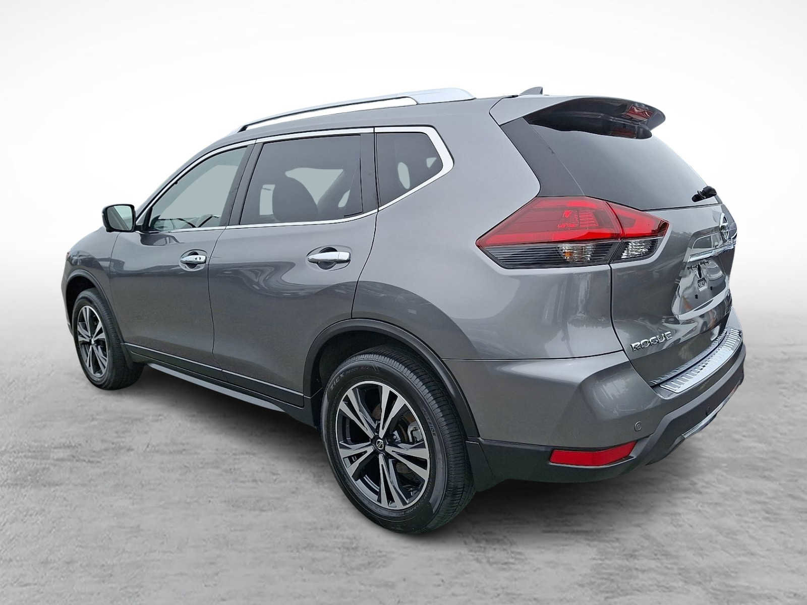 Used 2020 Nissan Rogue SV w/ Premium Package AWD/4WD image 6