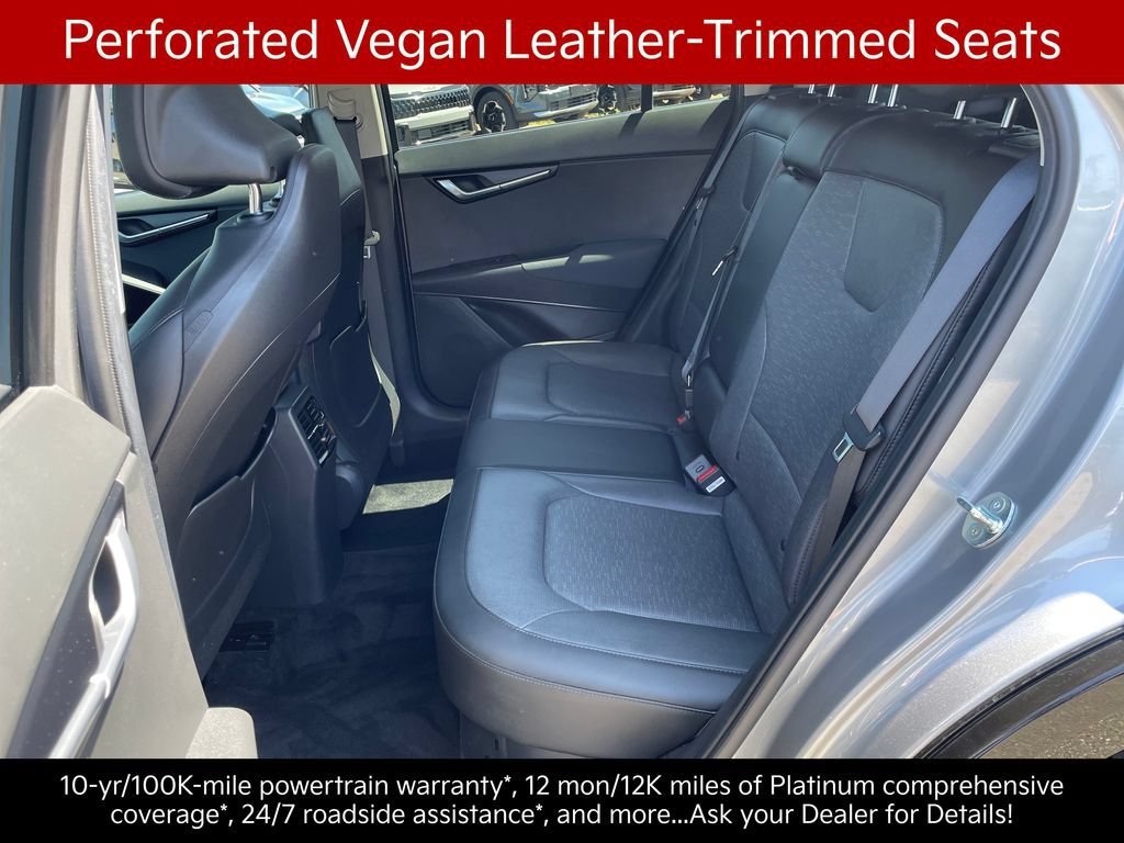Certified 2023 Kia Niro FWD image 26