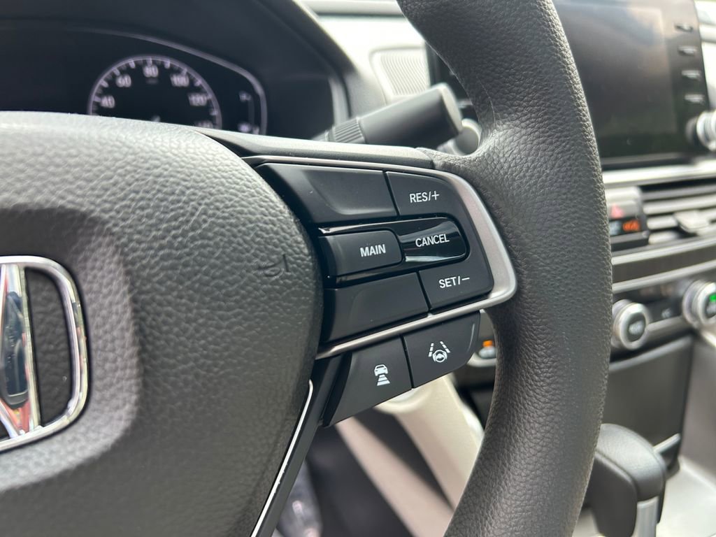 Used 2019 Honda Accord EX image 18