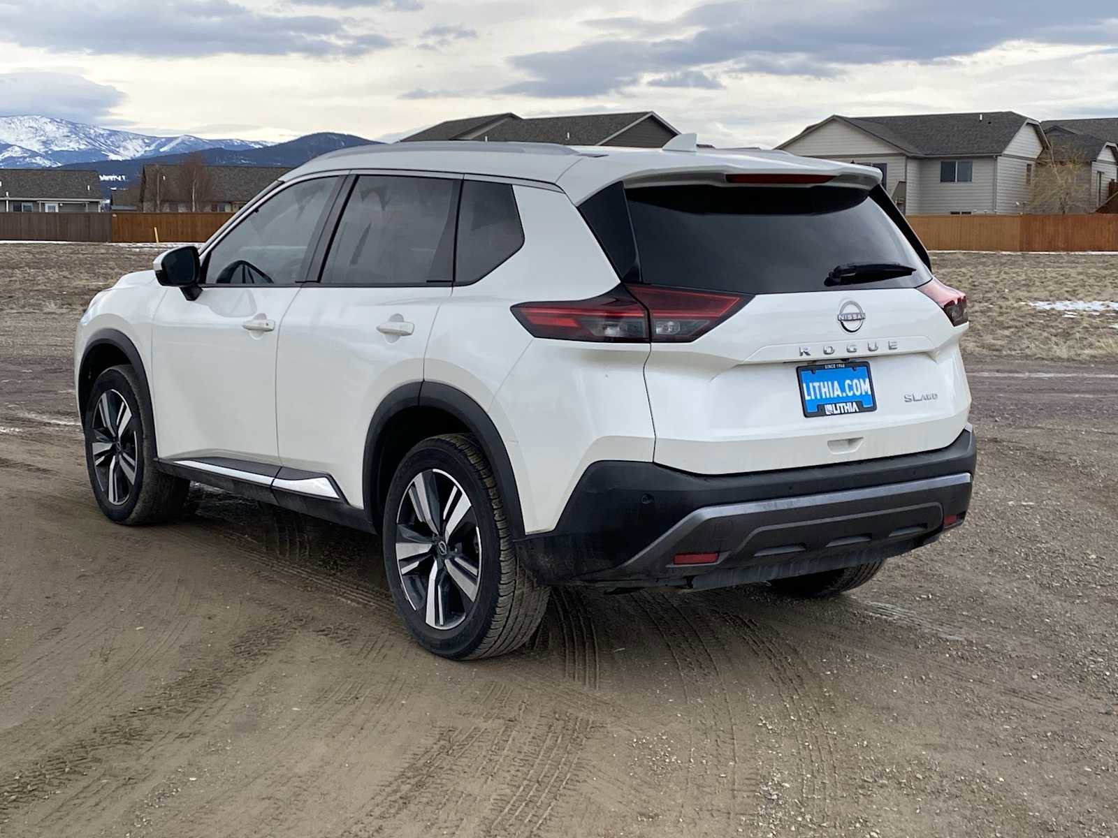 Used 2023 Nissan Rogue SL image 12