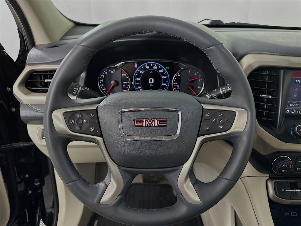 Used 2023 GMC Acadia Denali image 14