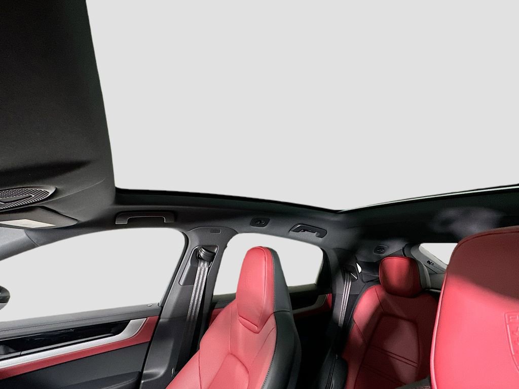 New 2026 Porsche Cayenne Coupe image 14