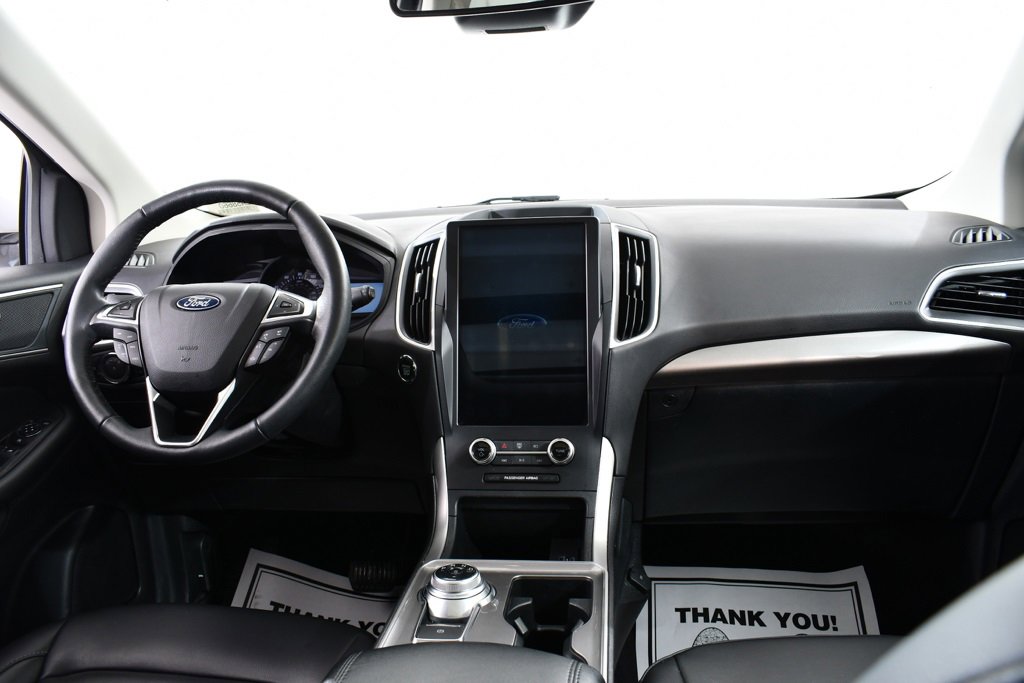 Used 2024 Ford Edge SEL w/ Convenience Package image 7