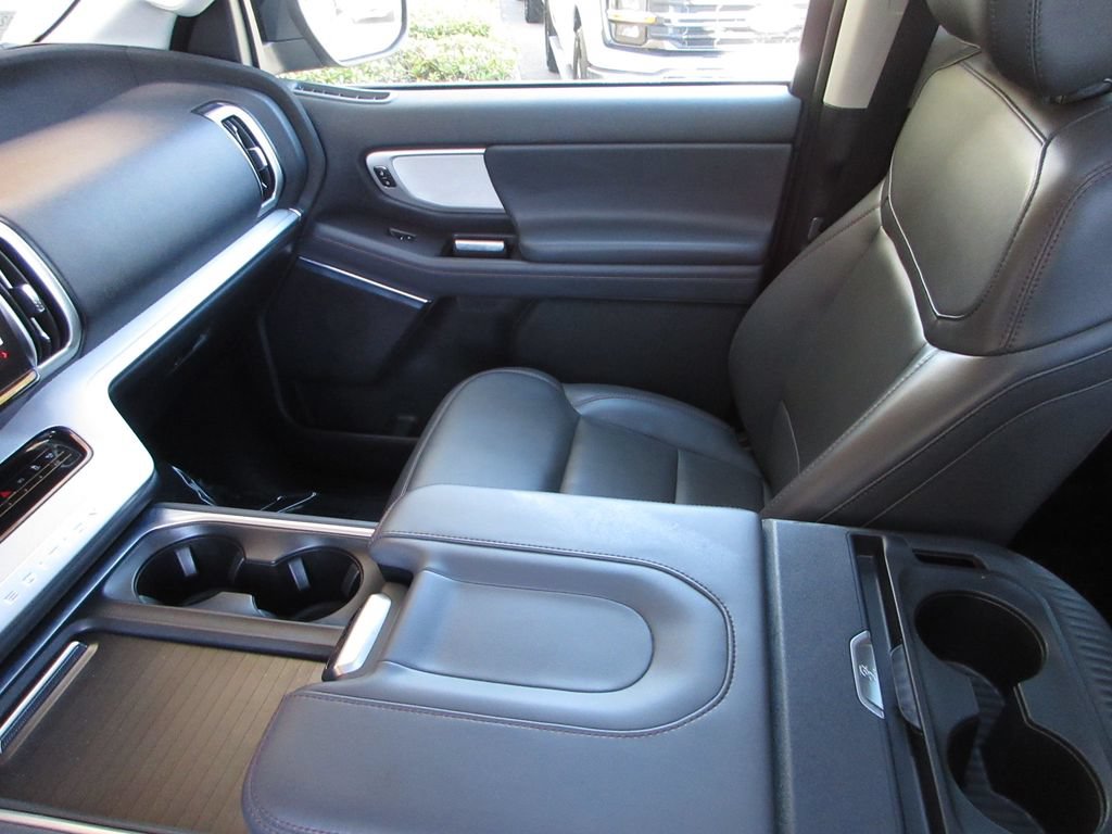 Certified 2025 Ford Expedition Max Active RWD image 19