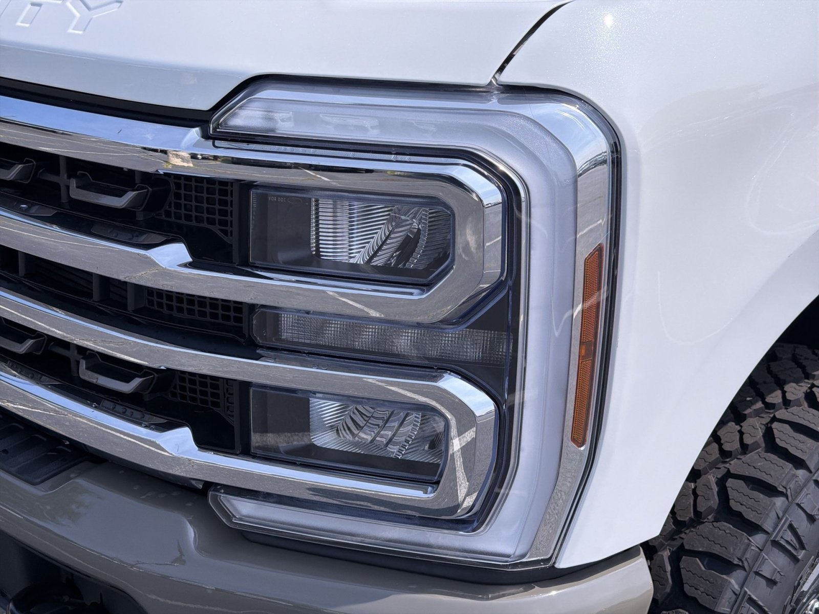New 2026 Ford F350 King Ranch w/ Tremor Off-Road Package AWD/4WD image 13