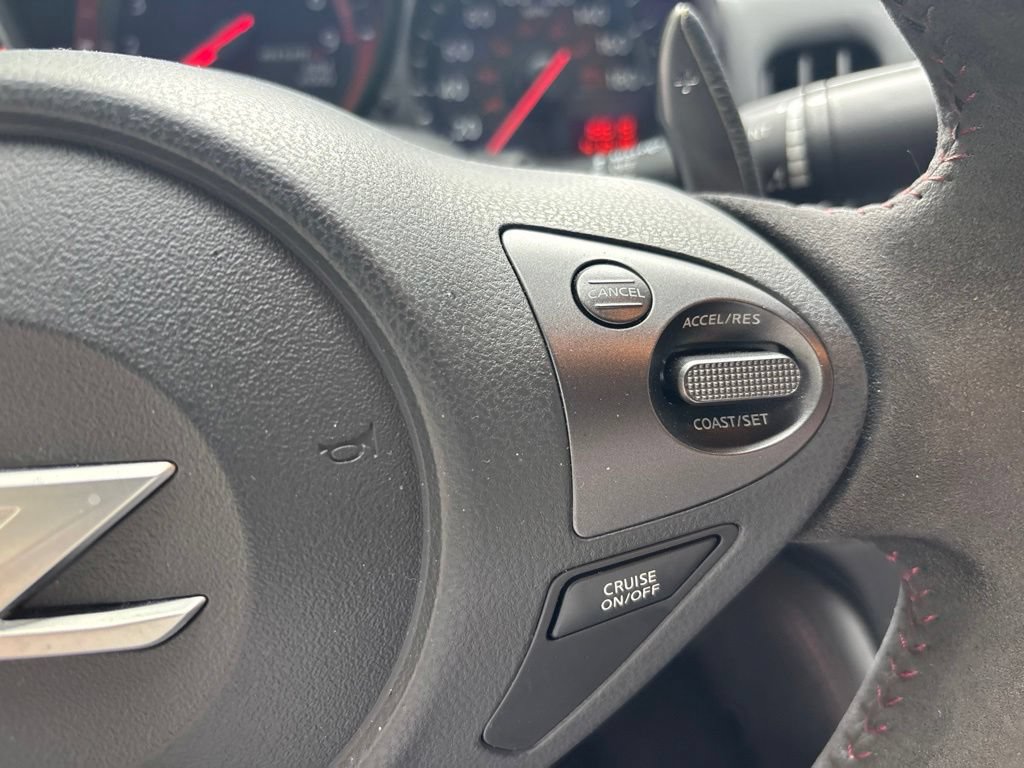 Used 2019 Nissan 370Z NISMO RWD image 15