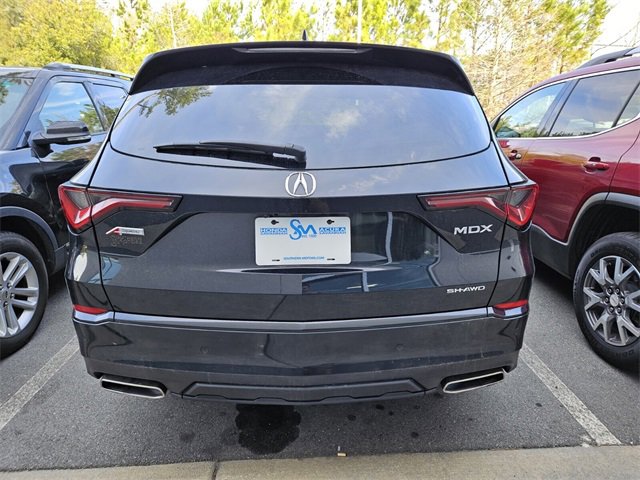 Used 2023 Acura MDX A-Spec image 8