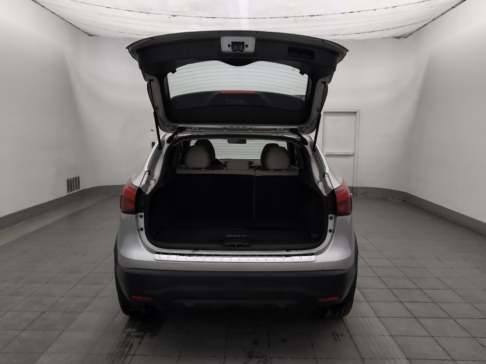 Used 2018 Nissan Rogue Sport SV FWD image 29