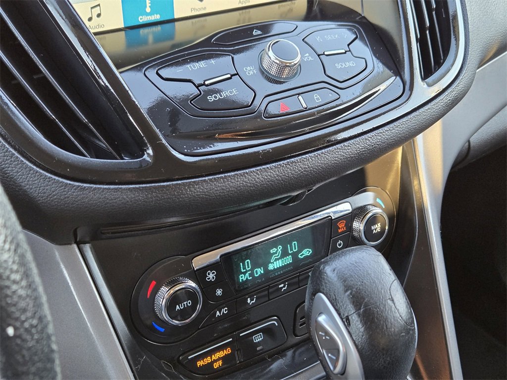 Used 2016 Ford Escape SE w/ Equipment Group 201A image 21