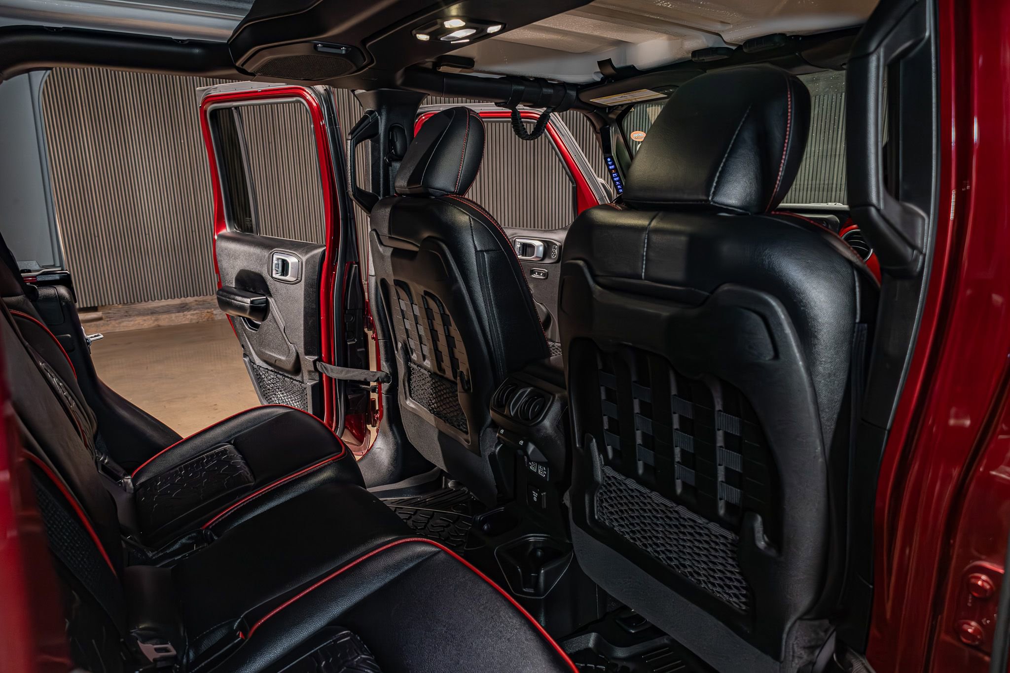Used 2021 Jeep Gladiator Rubicon AWD/4WD image 29