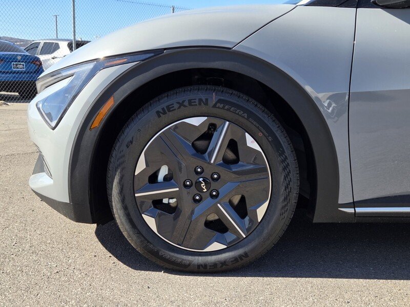 New 2026 Kia EV6 Light RWD image 5