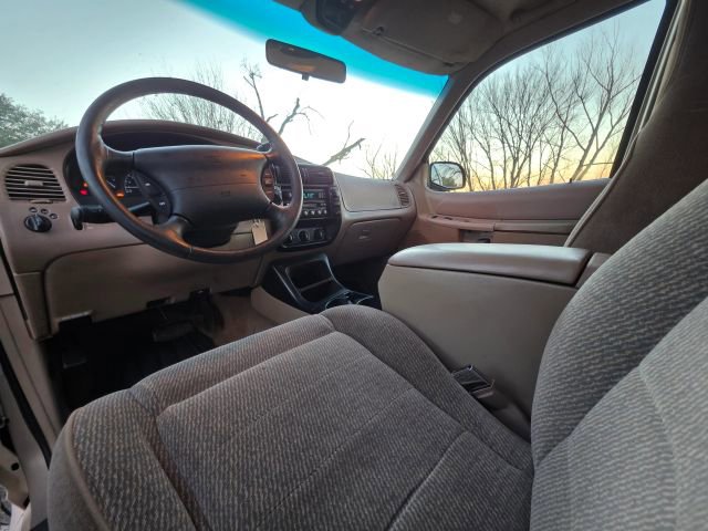 Used 1997 Ford Explorer 4WD 4-Door image 15
