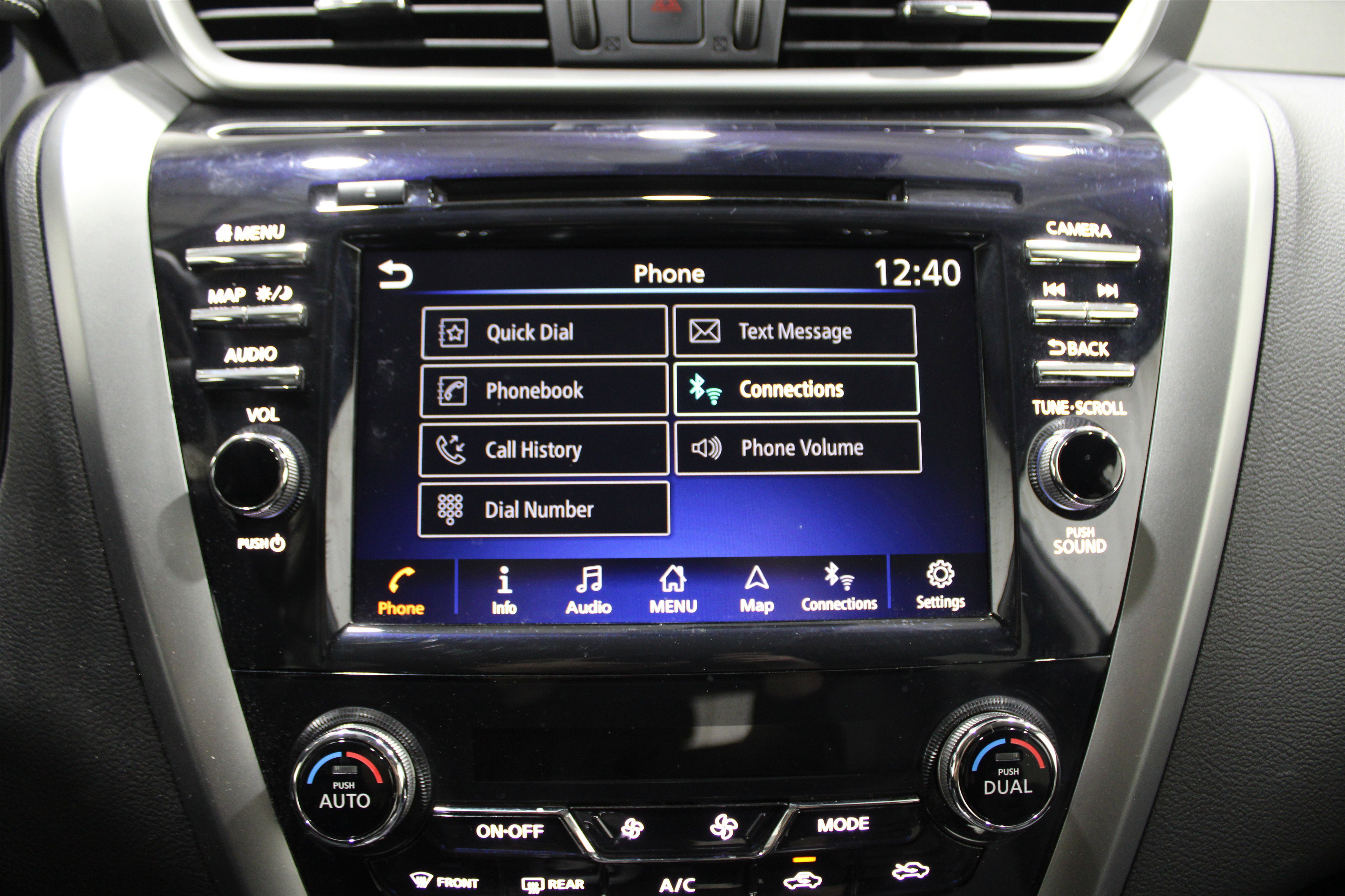 Used 2023 Nissan Murano SL w/ SL Moonroof Package image 17