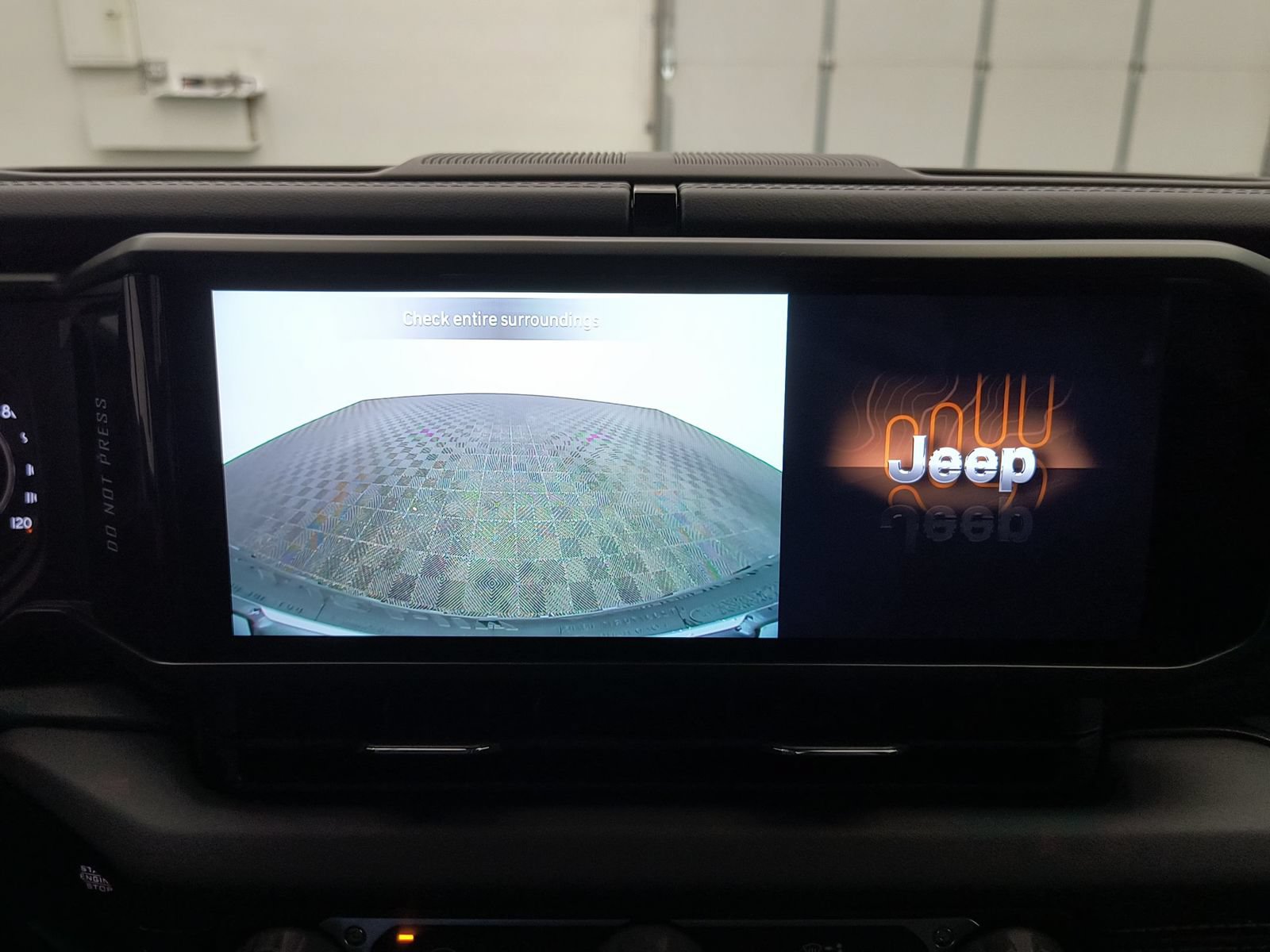 New 2026 Jeep Wrangler Unlimited Rubicon AWD/4WD image 24
