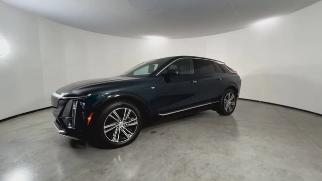 Certified 2024 Cadillac Lyriq Luxury w/ LPO, Floor Liner Package RWD image 4