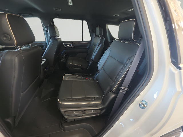 Used 2021 Chevrolet Tahoe Premier AWD/4WD image 25