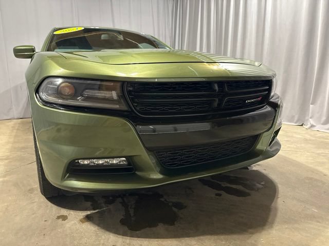 Used 2021 Dodge Charger SXT w/ Cold Weather Package AWD/4WD image 17