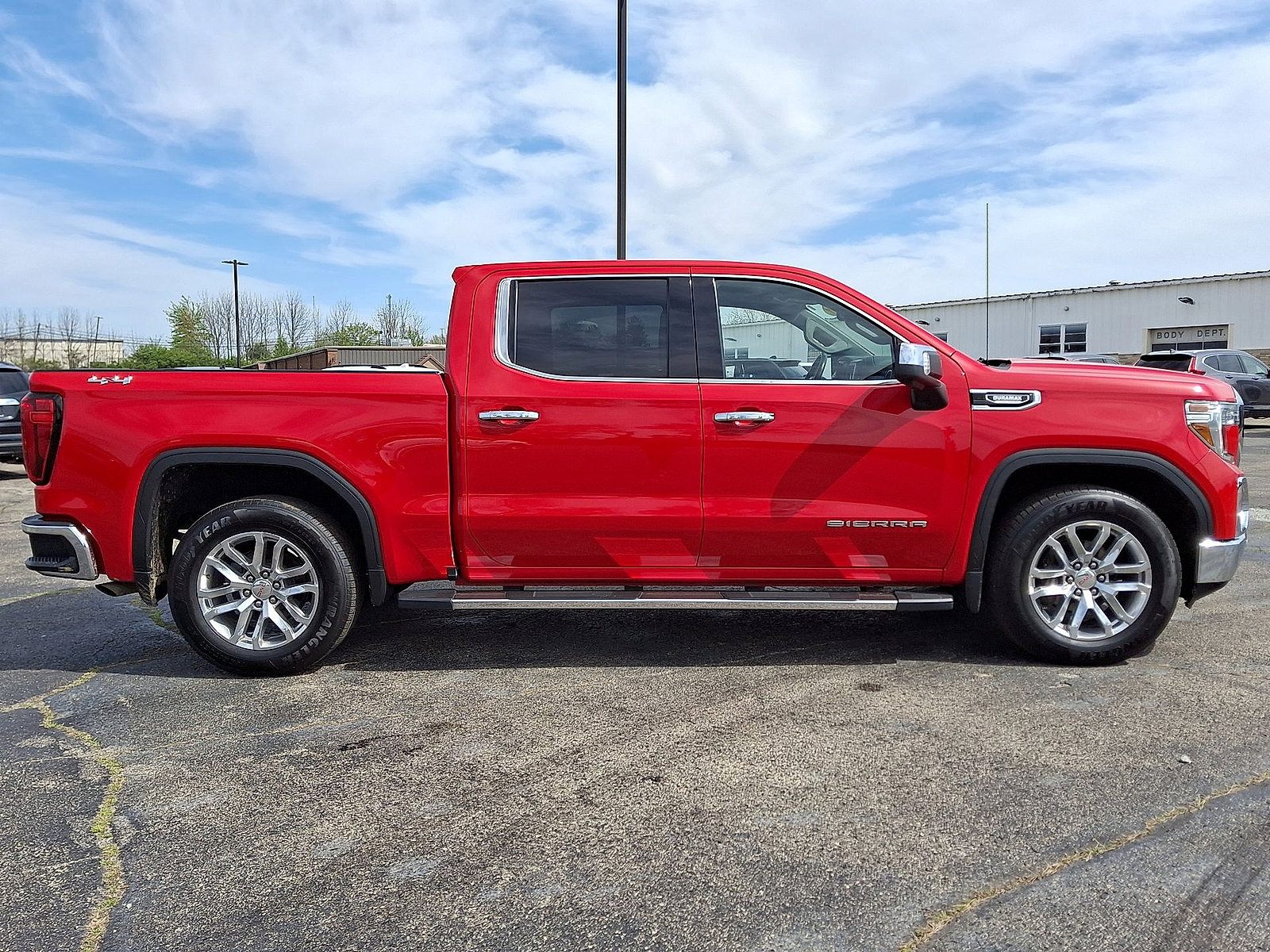 Used 2021 GMC Sierra 1500 SLT w/ SLT Premium Plus Package AWD/4WD image 26