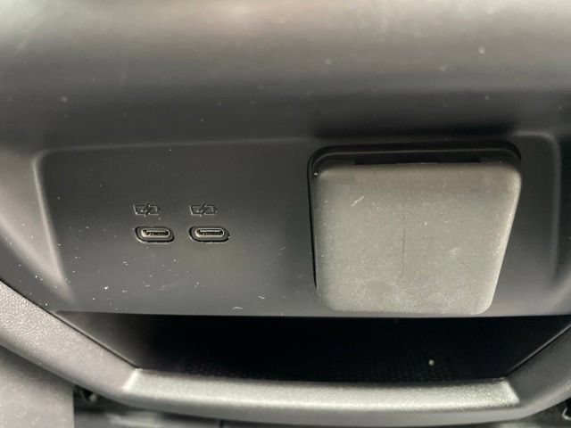 Used 2026 Chevrolet Traverse High Country w/ LPO, Floor Liner Package AWD/4WD image 43