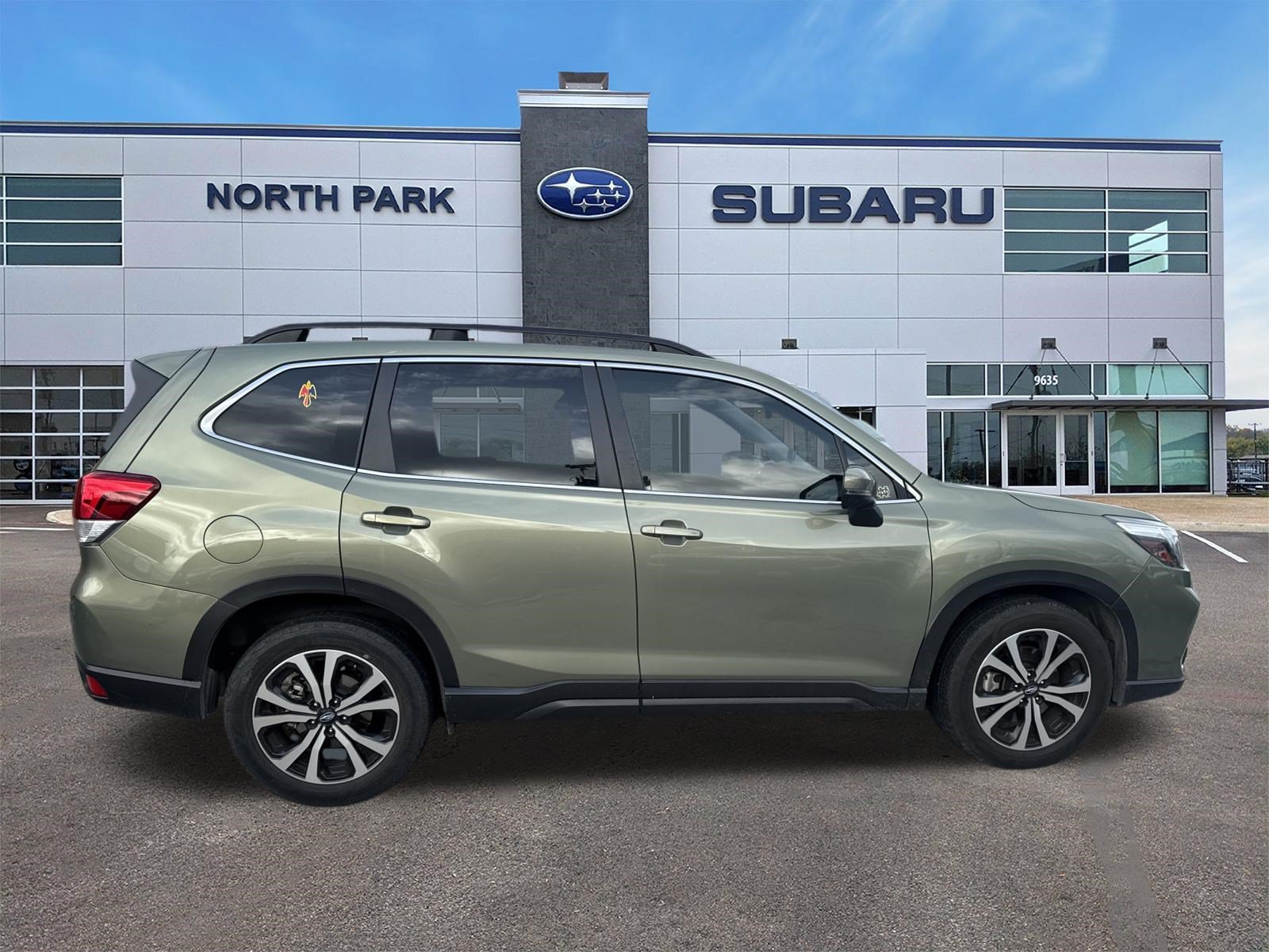 Used 2019 Subaru Forester Limited w/ Popular Package #3 AWD/4WD image 2
