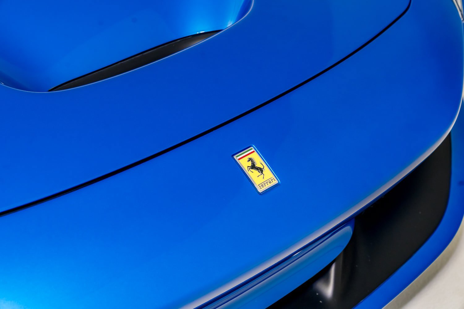Certified 2022 Ferrari F8 Tributo RWD image 34