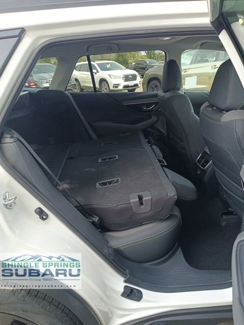 Certified 2025 Subaru Outback Onyx Edition AWD/4WD image 30