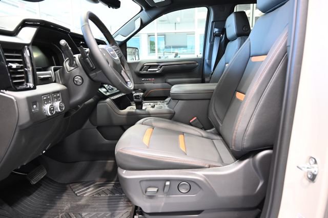 New 2026 GMC Sierra 1500 AT4 w/ Technology Package AWD/4WD image 12