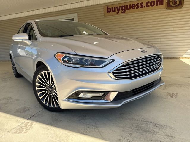 Used 2017 Ford Fusion SE w/ Fusion SE Technology Package AWD/4WD image 2