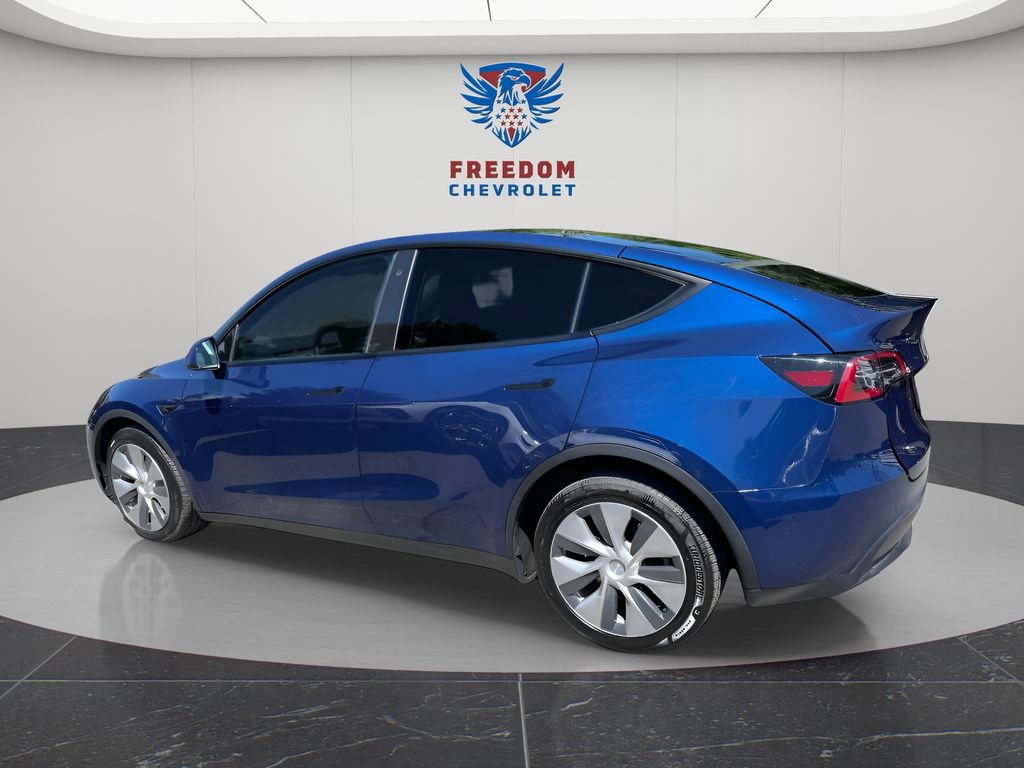 Used 2023 Tesla Model Y Long Range AWD/4WD image 3