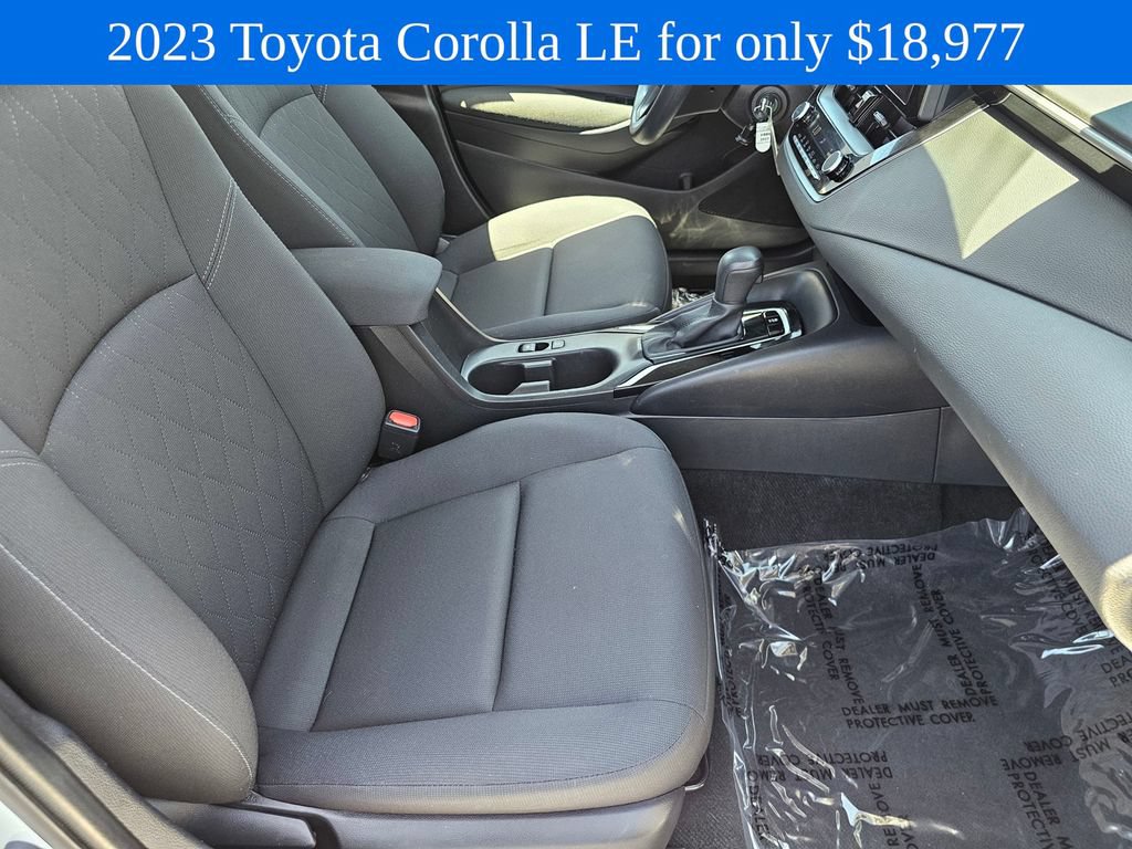 Used 2023 Toyota Corolla LE FWD image 11