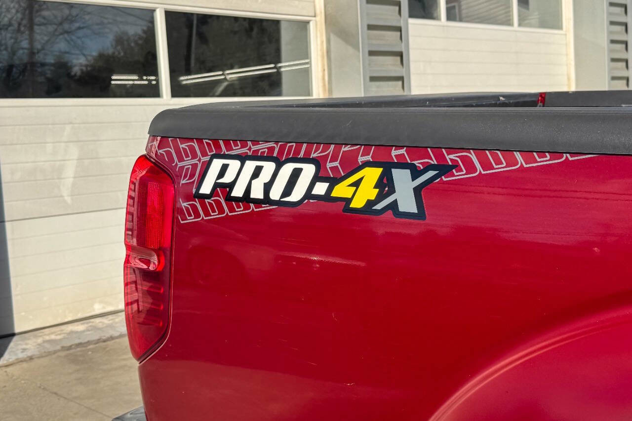 Used 2018 Nissan Frontier PRO-4X image 16
