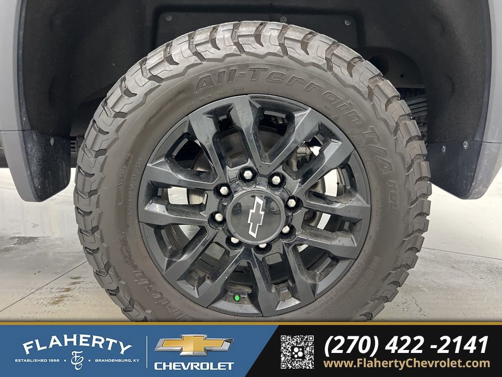 Used 2025 Chevrolet Silverado 2500 High Country w/ Midnight Edition image 20