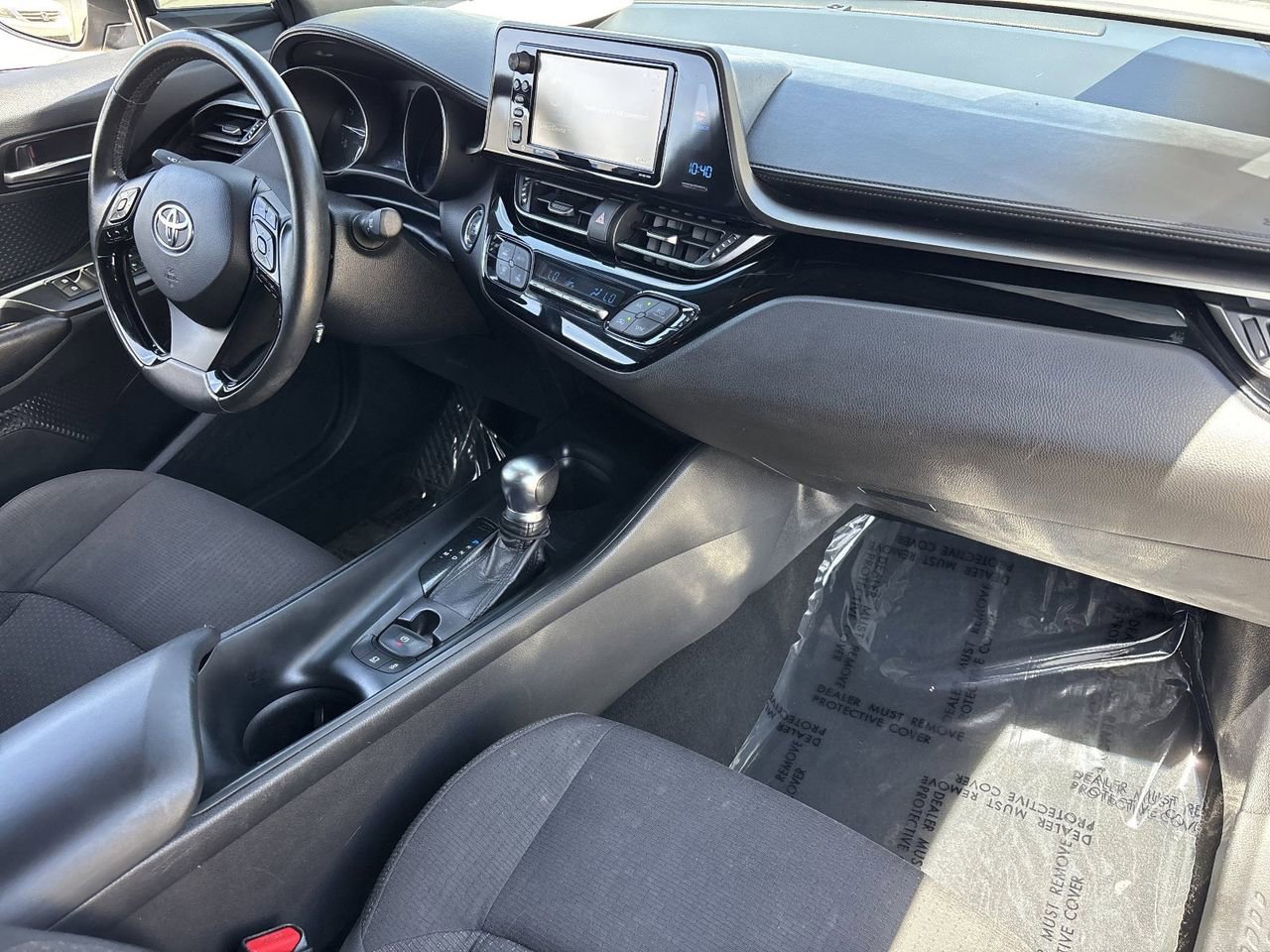 Used 2018 Toyota C-HR XLE FWD image 10