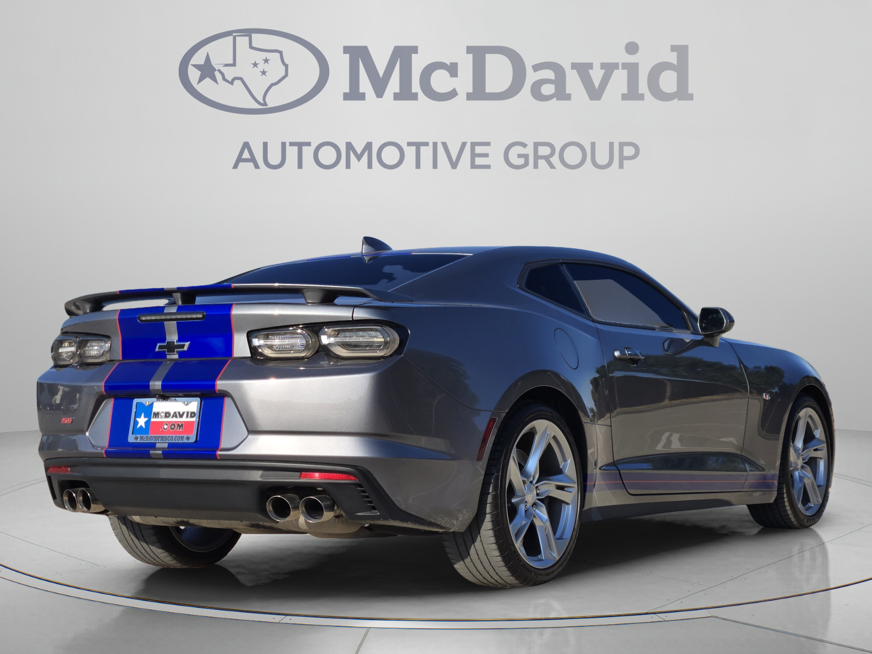 Used 2020 Chevrolet Camaro SS RWD image 5