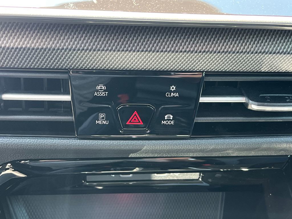 New 2026 Volkswagen Golf w/ Euro Style Package AWD/4WD image 17