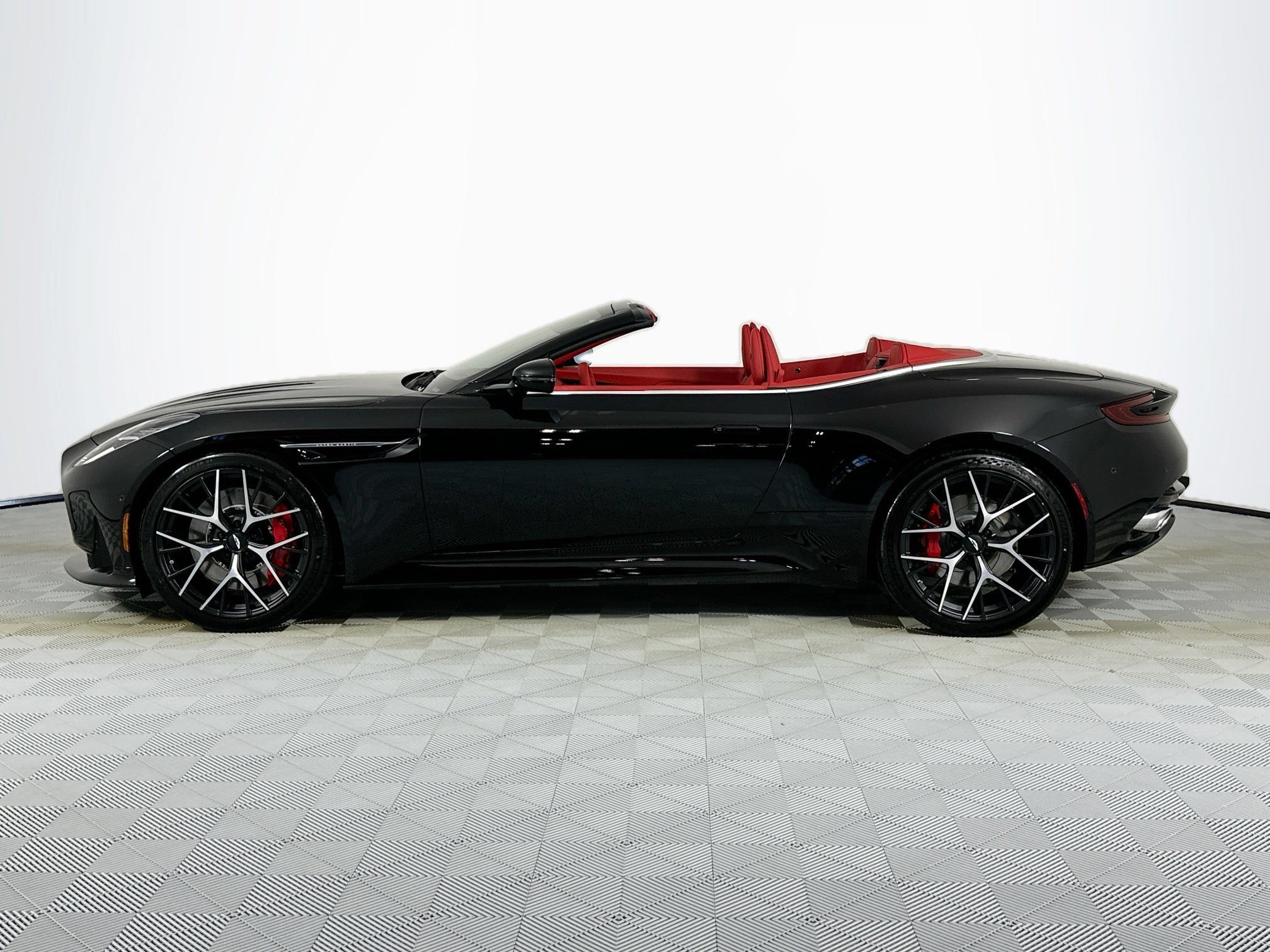 New 2026 Aston Martin DB12 Convertible RWD image 8