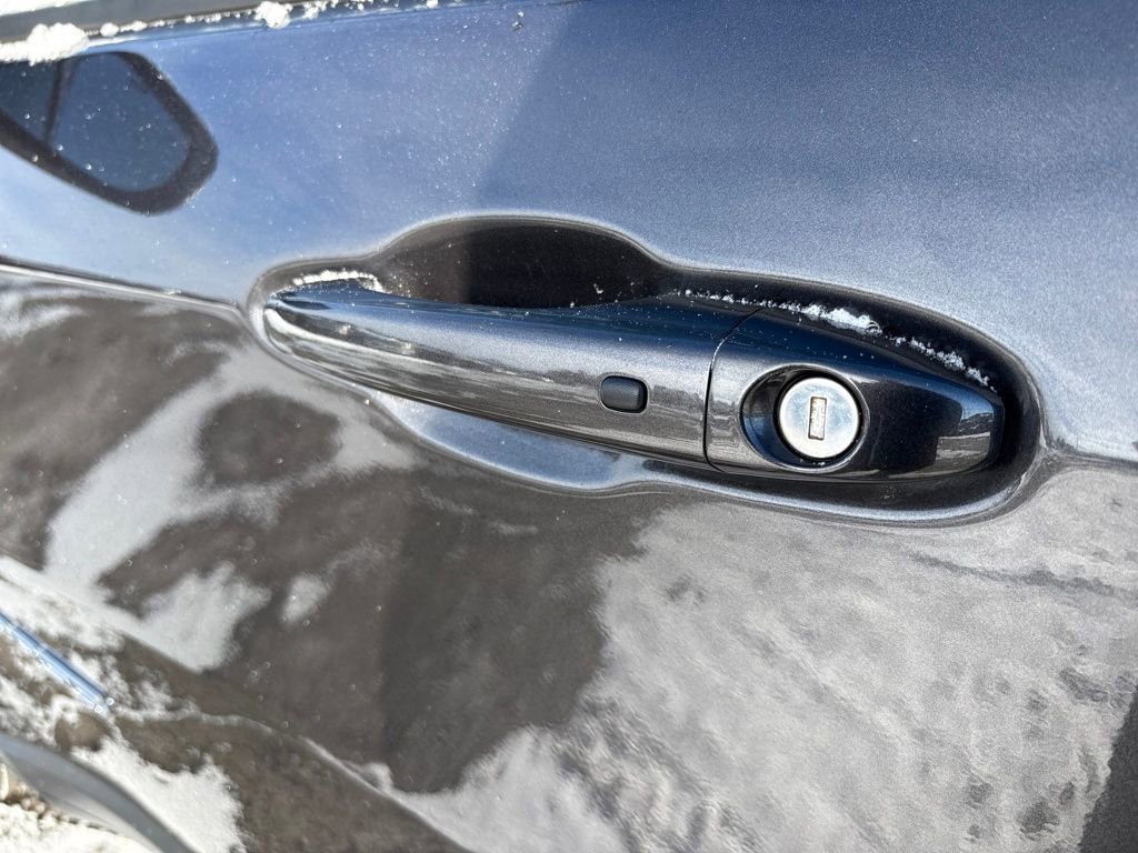 Certified 2023 Jeep Compass Limited image 12