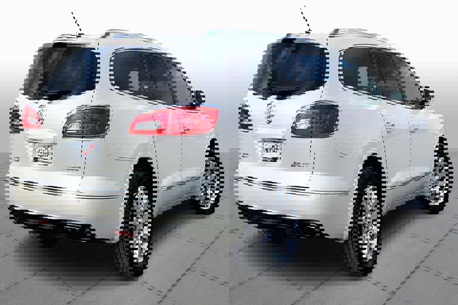 Used 2014 Buick Enclave Premium w/ Trailering Provision Package image 12