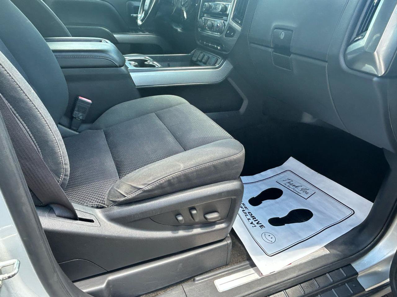 Used 2015 Chevrolet Silverado 2500 LT w/ LT Convenience Package AWD/4WD image 12