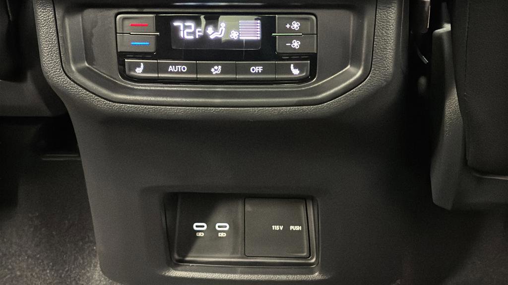 Used 2025 Volkswagen Atlas SEL Premium R-Line image 37